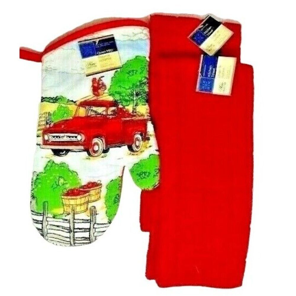 Country Harvest Farm Truck Oven Mitt Red Kitchen Towels Rooster Apple Basket NEW
